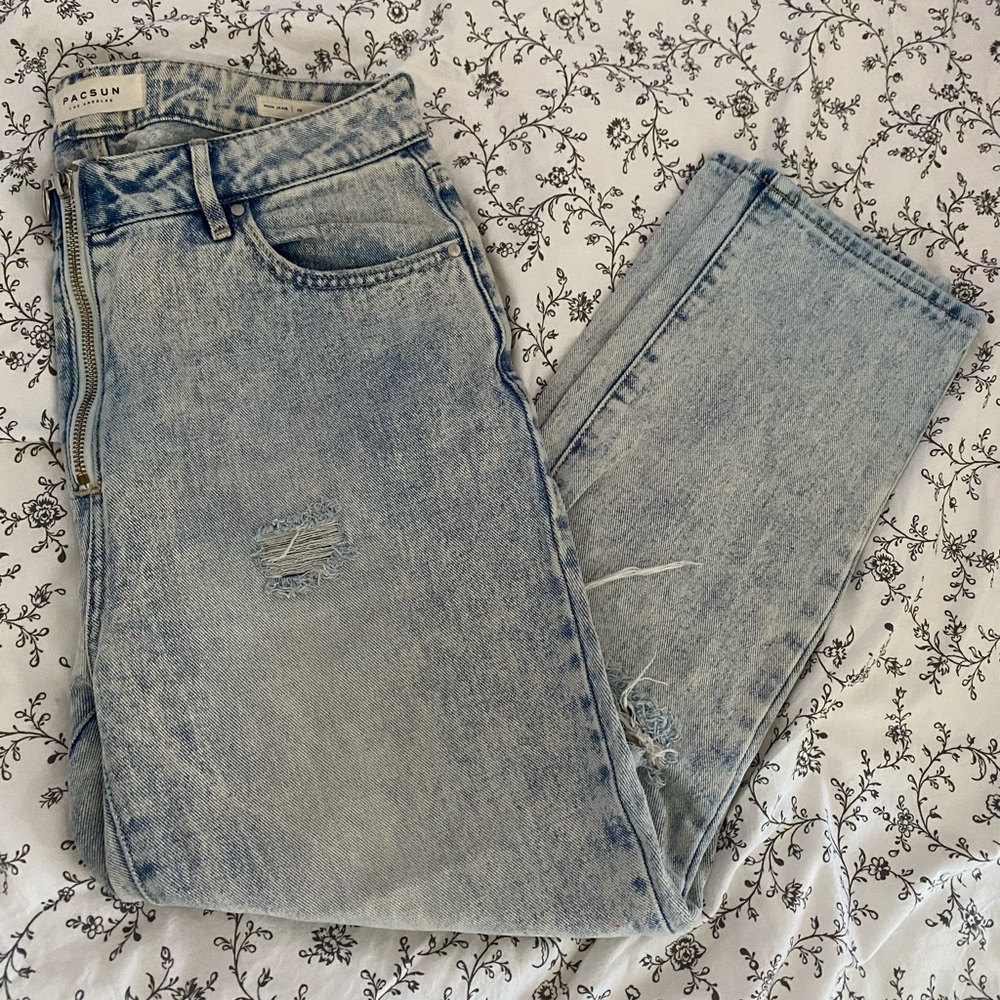 🤍Pacsun Zip Front With O-Ring Mom Jeans